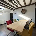 La Propriete De Bacchus شقة سوموور